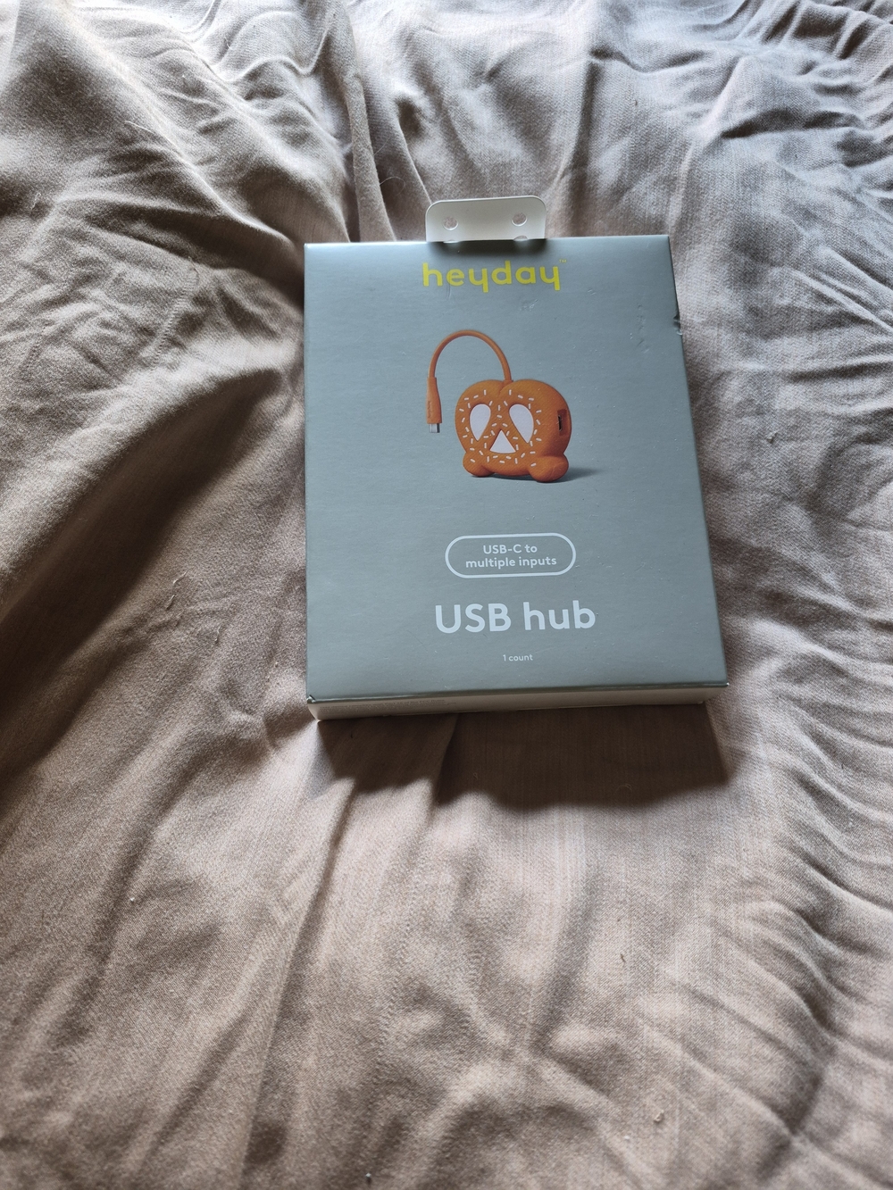 heyday Orange USB-C Pretzel Hub - Portable USB Hub